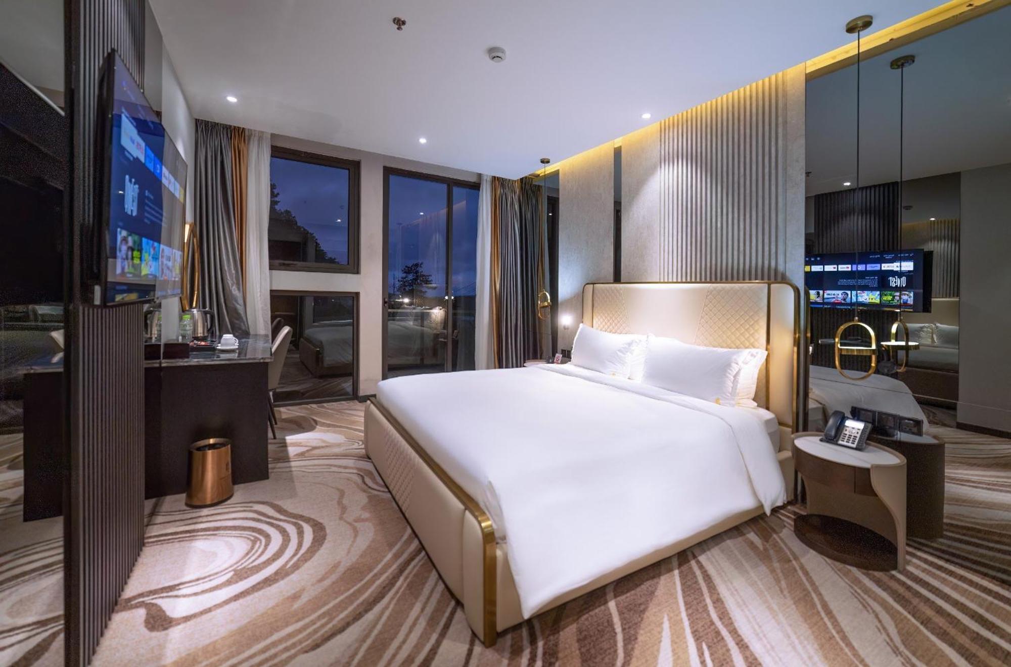 New Century Dalat Hotel Exterior photo