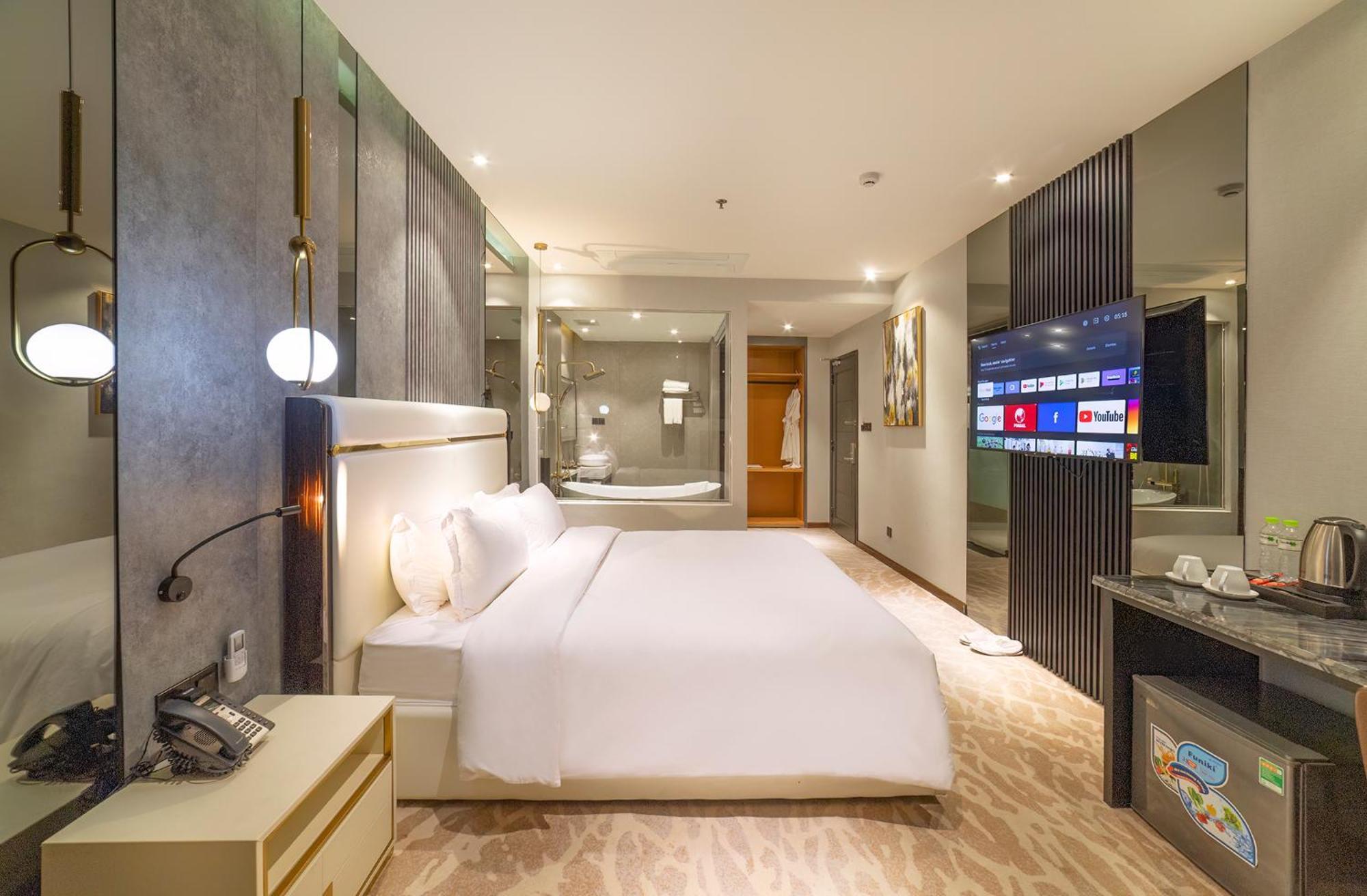 New Century Dalat Hotel Exterior photo