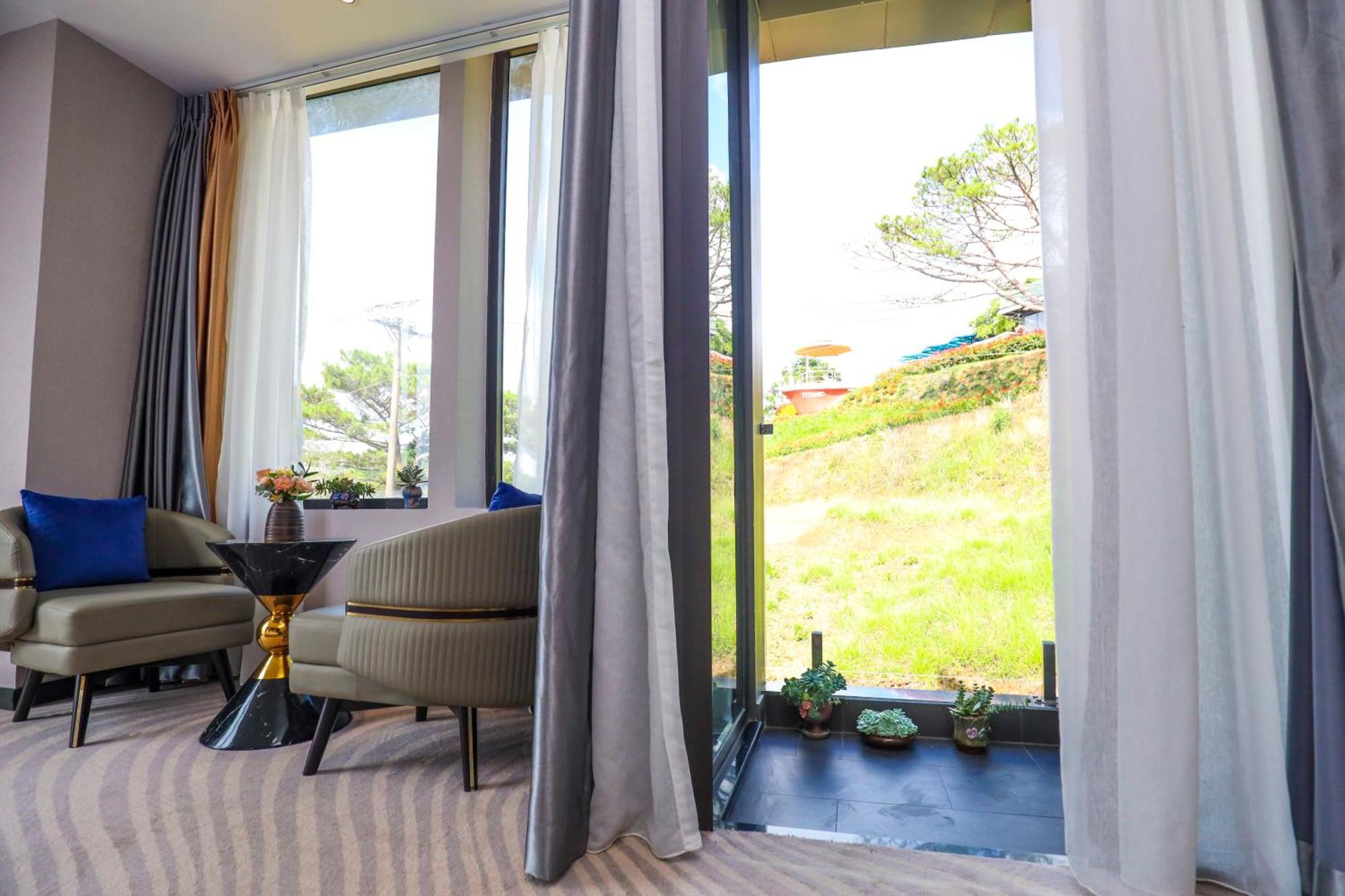 New Century Dalat Hotel Exterior photo