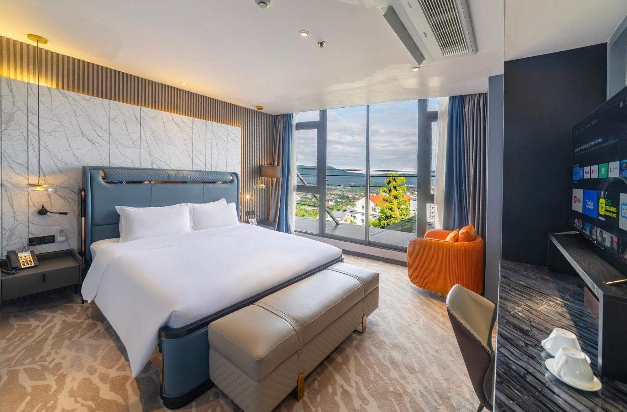 New Century Dalat Hotel Exterior photo